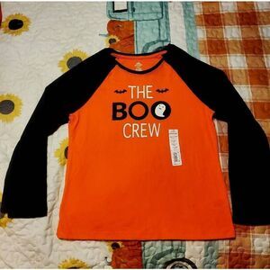 NWT CELEBRATE HALLOWEEN THE BOO CREW TSHIRT